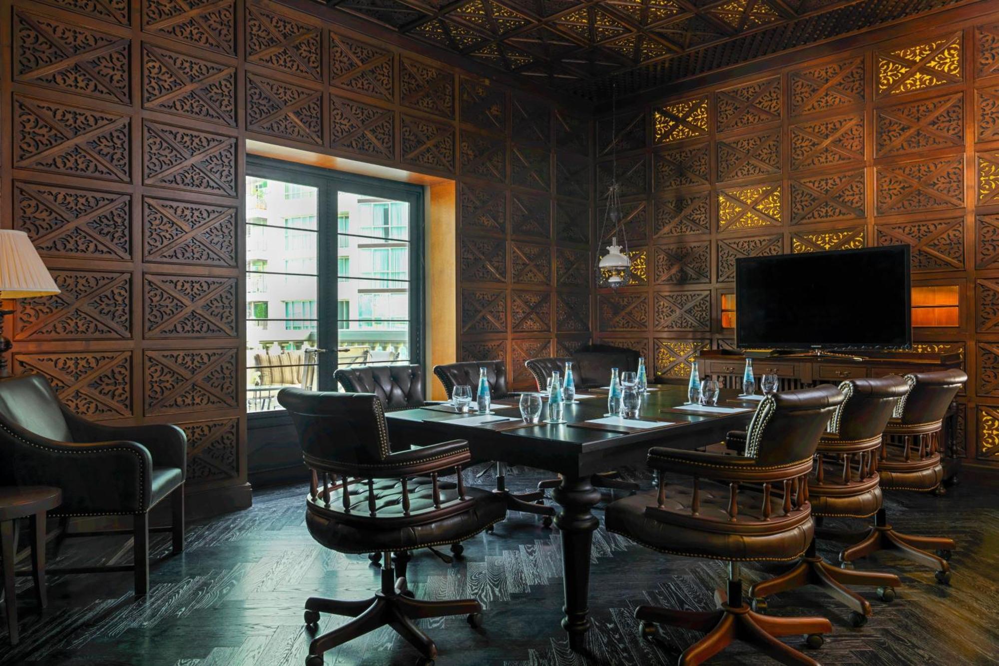 Hotel Muse Bangkok, Autograph Collection Exterior foto The boardroom at the Mandarin Oriental, Barcelona