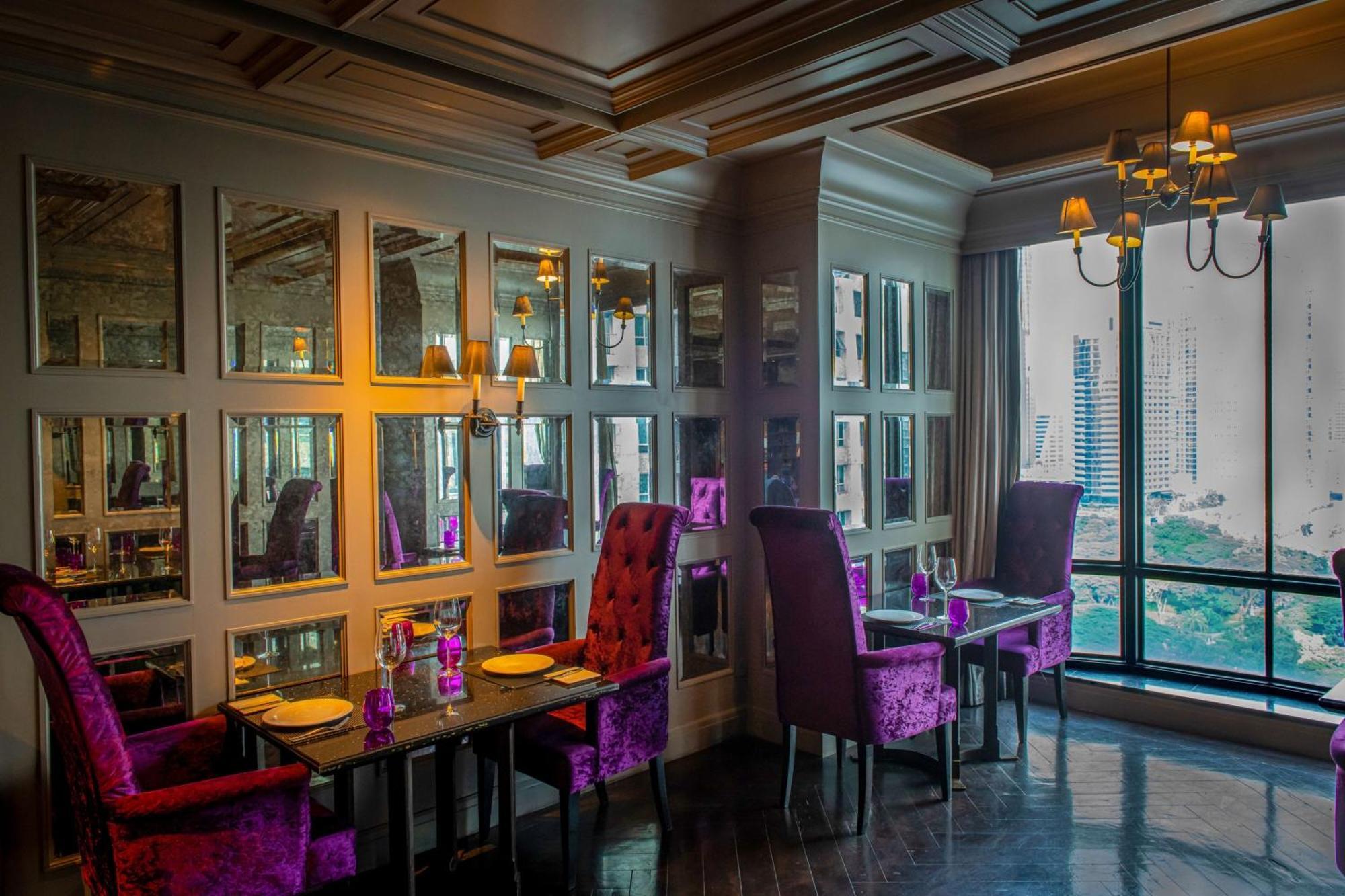 Hotel Muse Bangkok, Autograph Collection Exterior foto The interior of the restaurant
