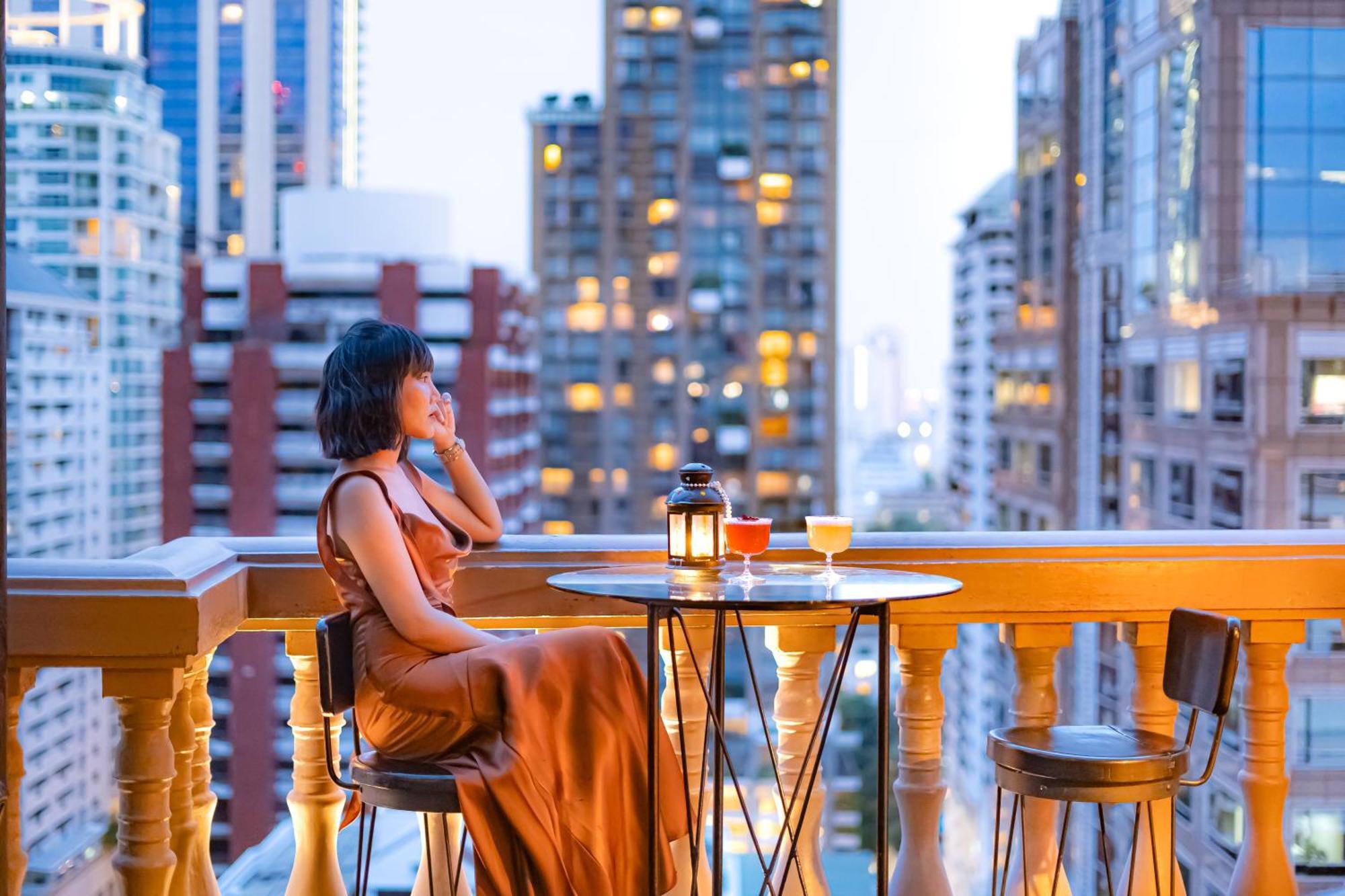 Hotel Muse Bangkok, Autograph Collection Exterior foto The Terrace at the Mandarin Oriental, New York